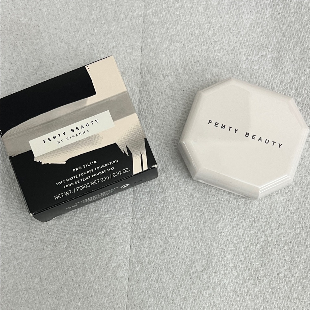 Fenty Beauty Soft Matte Powder in Elegant White Compact